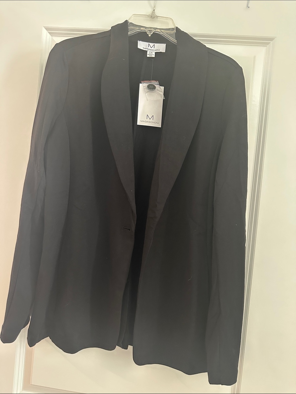 Magaschoni Black Open-Front Women's Blazer